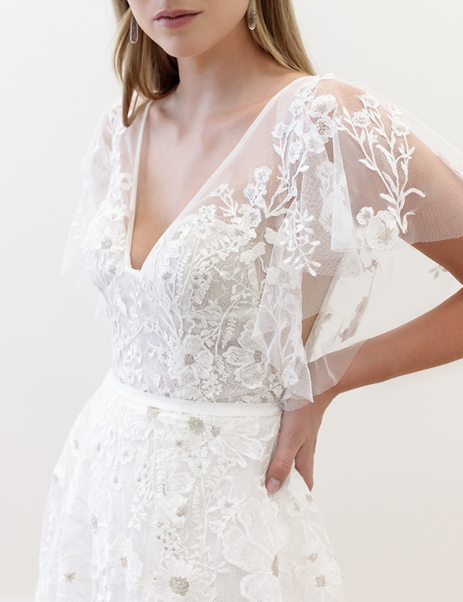 Willowby Finley w/o Slit