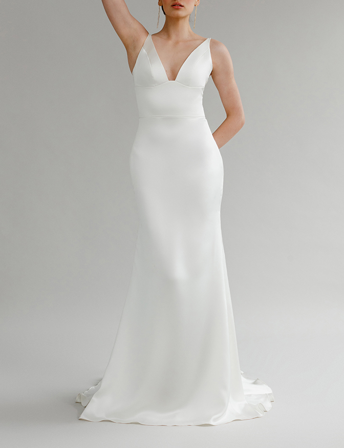 Aesling Louise - Satin