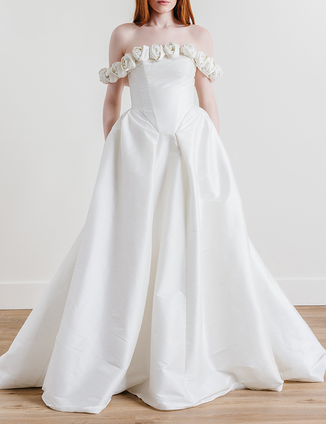 Willowby Mara w/ Arm Band