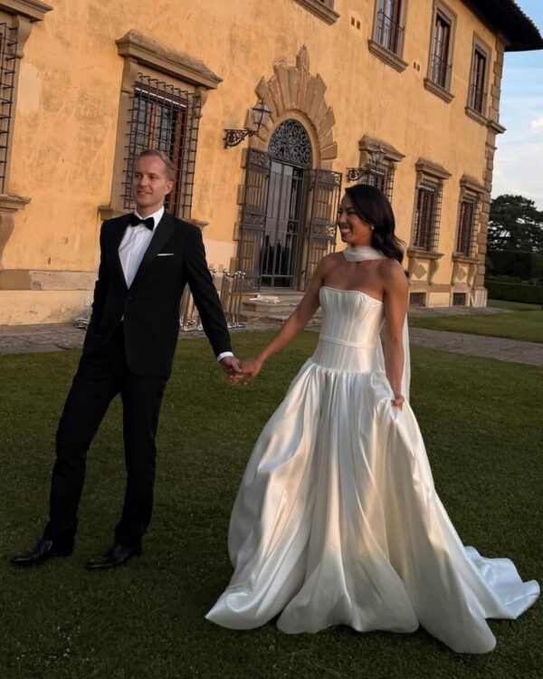 Floure Lyn London @veroniquedevalliere @monicaleggioweddings