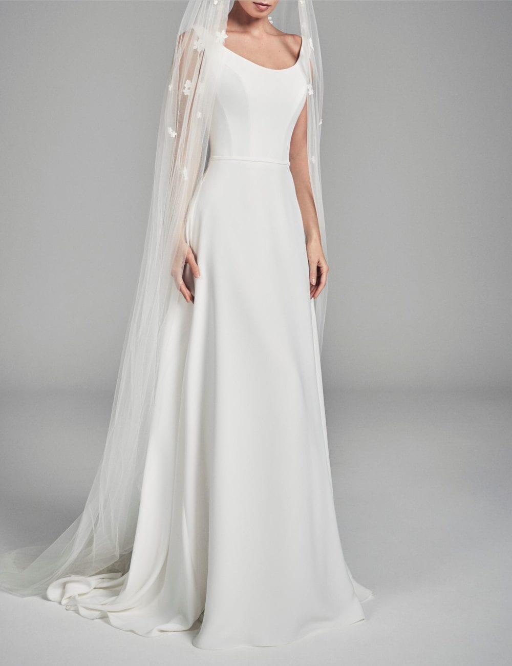 lovelybride suzanneneville darya front
