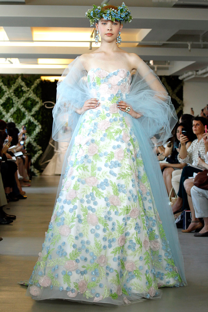 oscar_de_la_renta_bridal_primavera_verano_2013_482776672_800x1