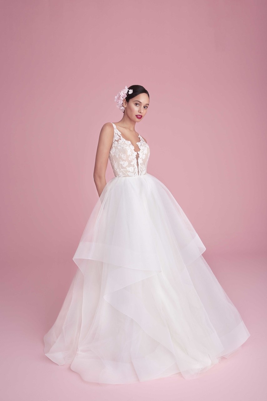 blush-by-hayley-paige-wedding-dresses-spring-2019-001