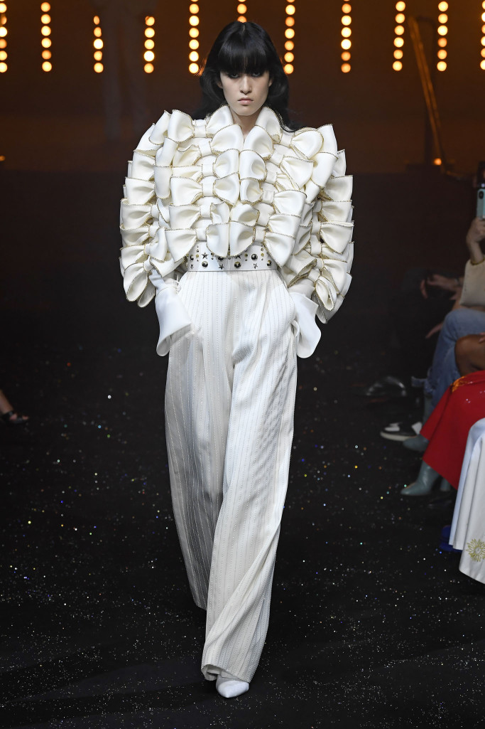 Viktor and Rolf Couture Fall 2018