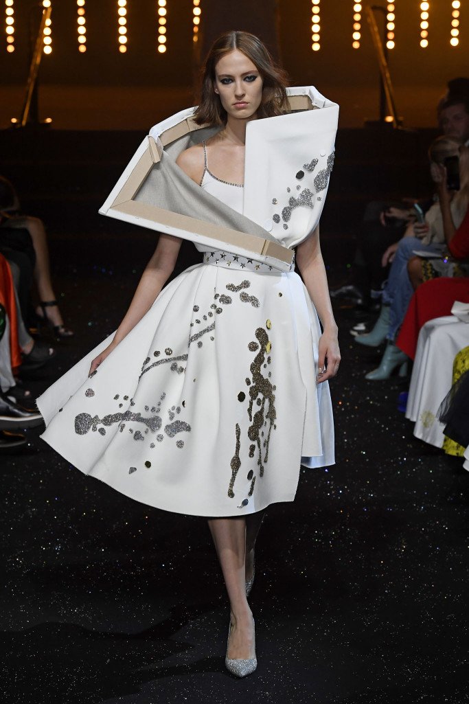 Viktor and Rolf Couture Fall 2018